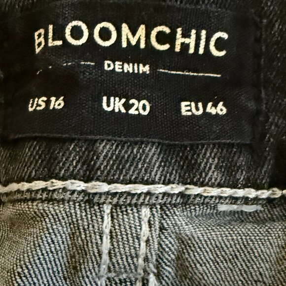 Bloom Chic Women's Sz 16 Washed Black Boot Cut Jeans - Picture 5 of 5